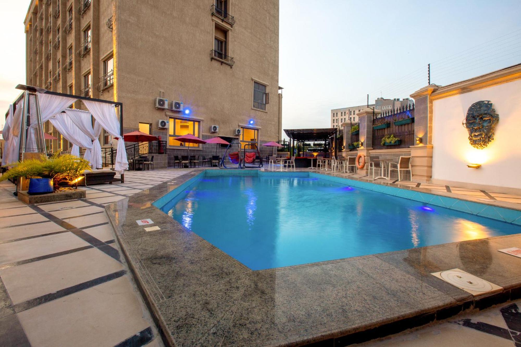 Johnwood Hotel By Bolton Abuja Dış mekan fotoğraf