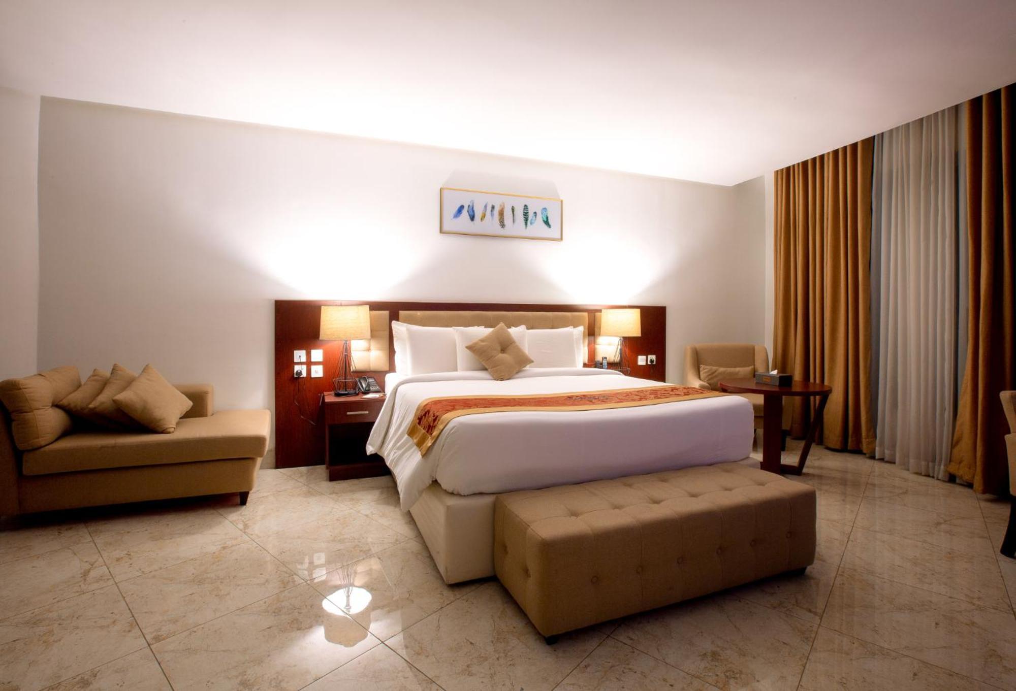 Johnwood Hotel By Bolton Abuja Dış mekan fotoğraf