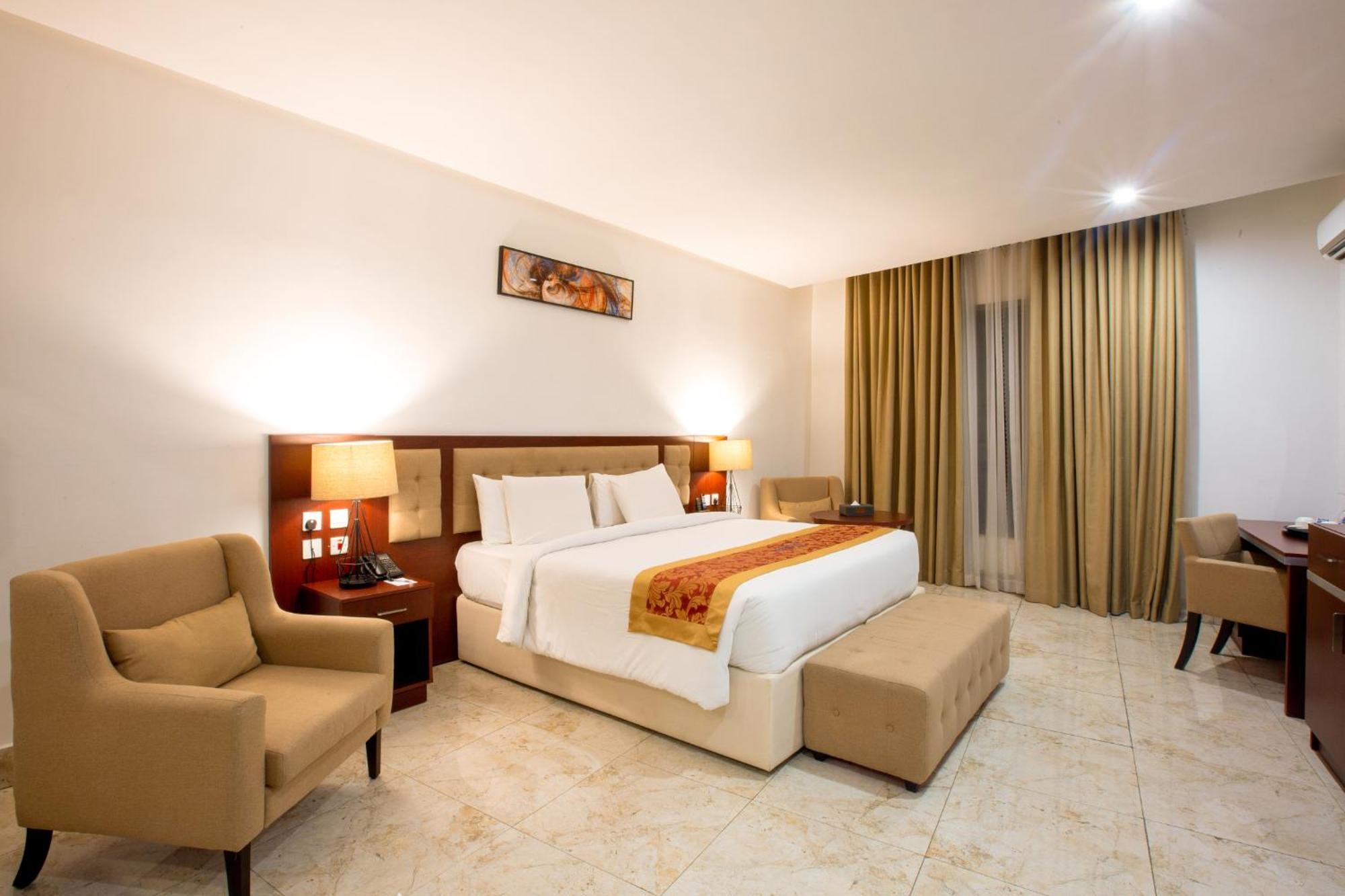 Johnwood Hotel By Bolton Abuja Dış mekan fotoğraf