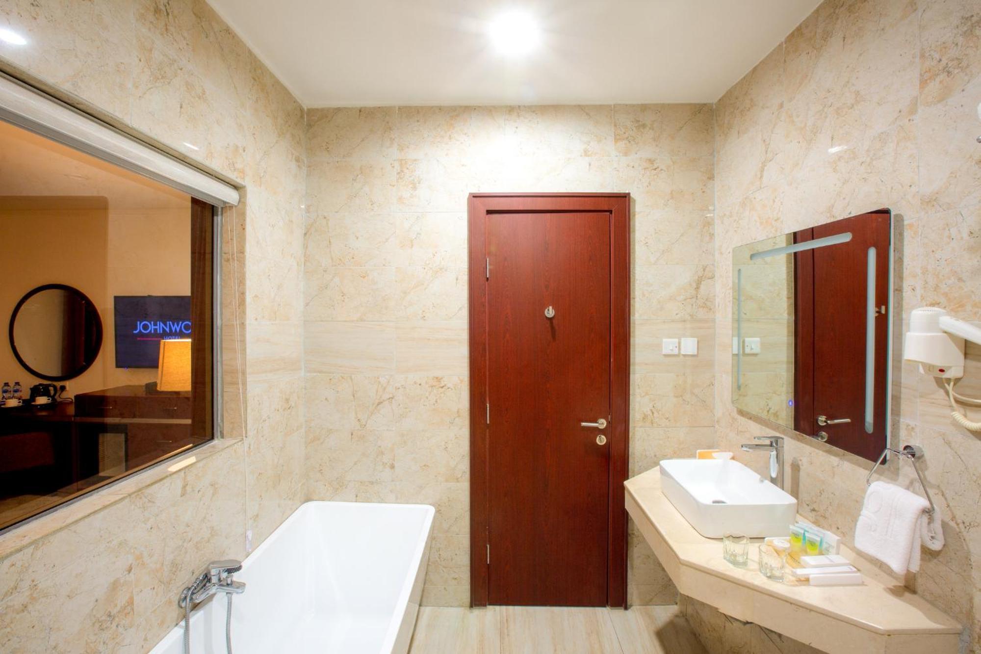 Johnwood Hotel By Bolton Abuja Dış mekan fotoğraf